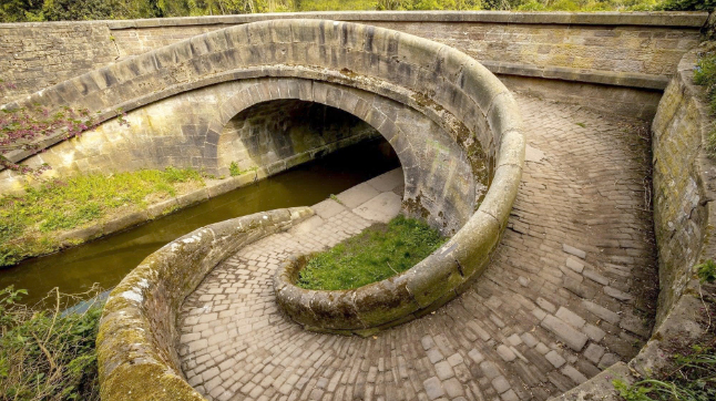 File:323 Forbeck Bridge.jpg